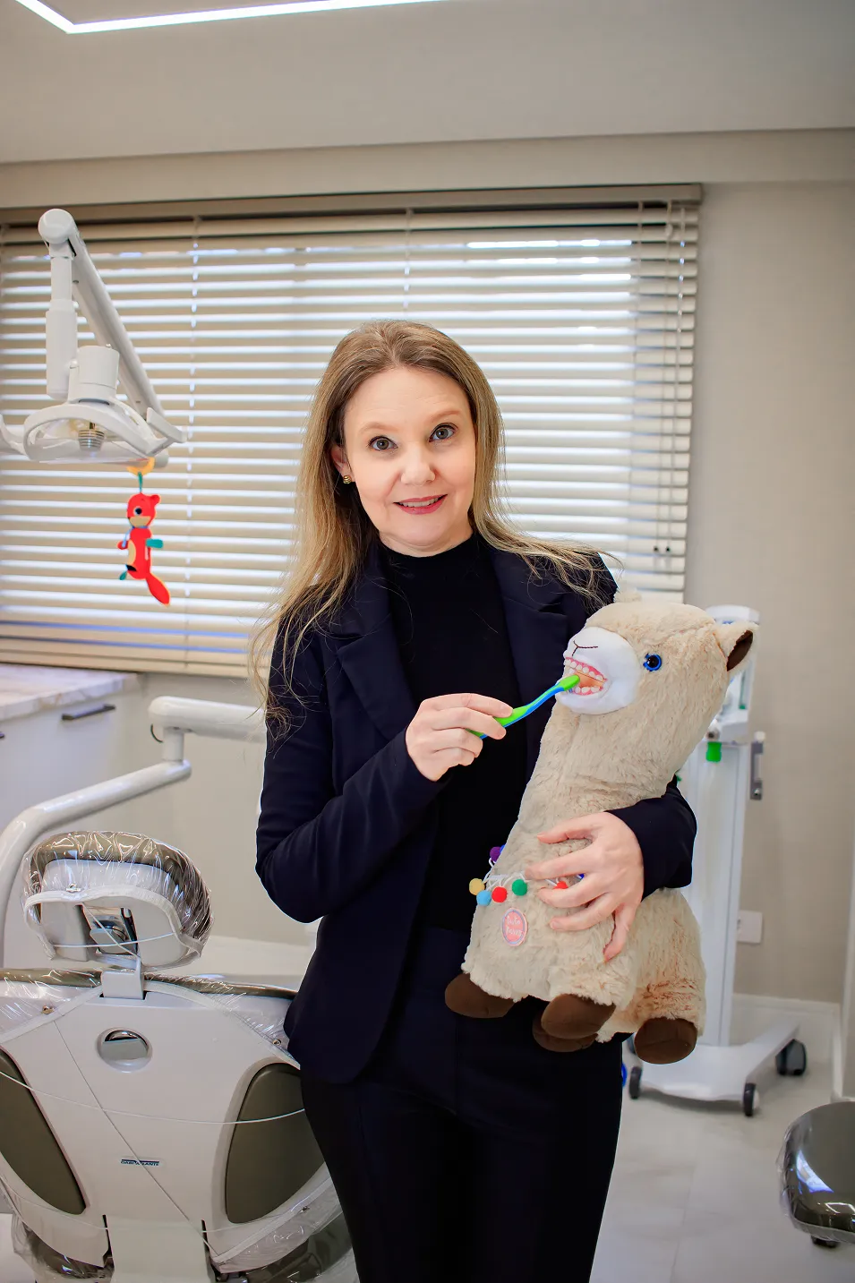 dra-luciana-triches-odontopediatra-em-curitiba-4 (3)