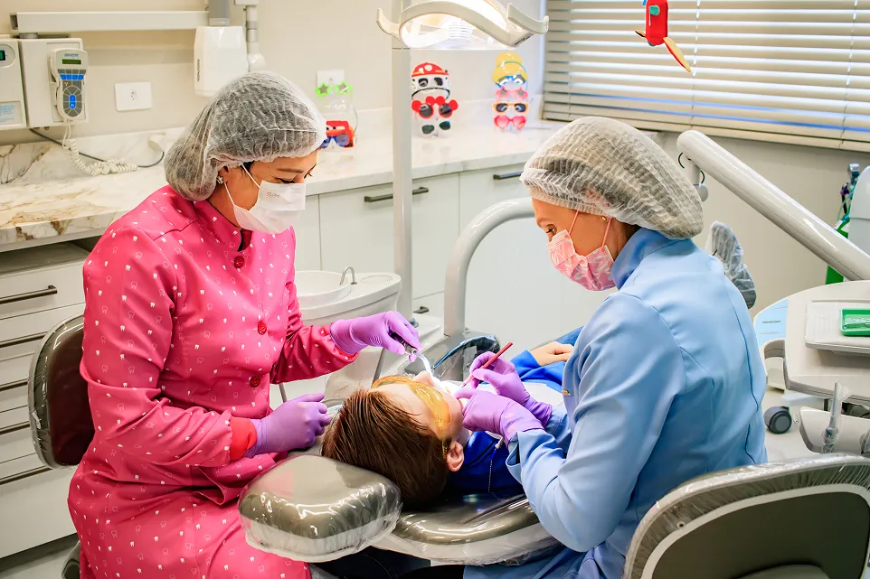 dra-luciana-triches-odontopediatra-em-curitiba-4 (4)